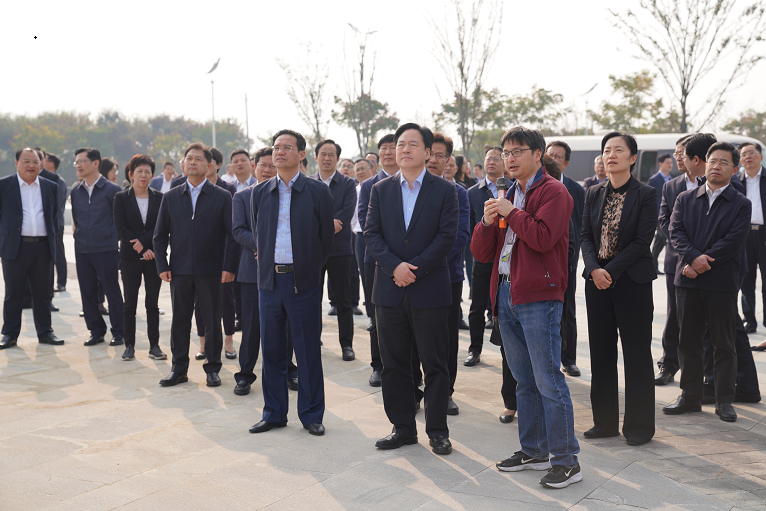 1654134412456031486.png 1635402784920402.png